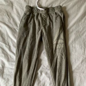 Reebok joggers boys 14-16